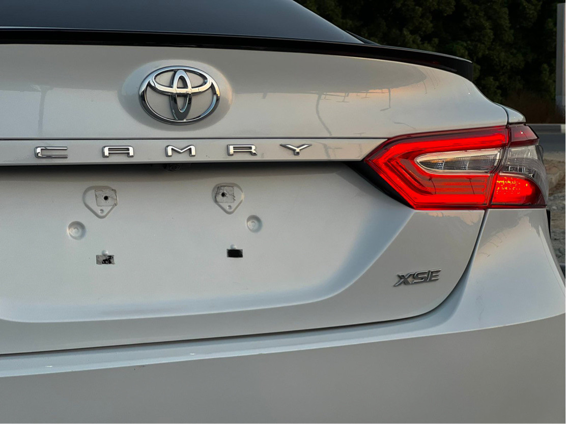 Toyota Camry - Image 7