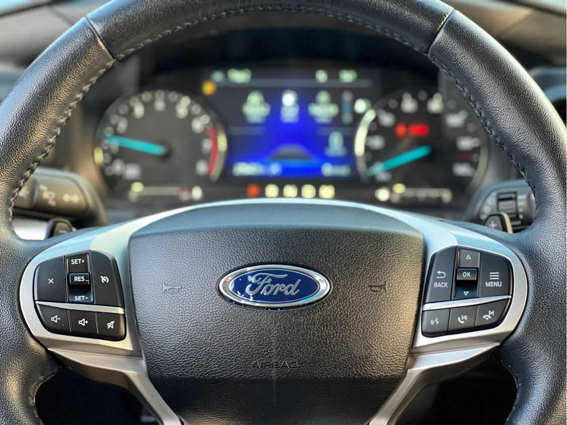 Ford Explorer - Image 3
