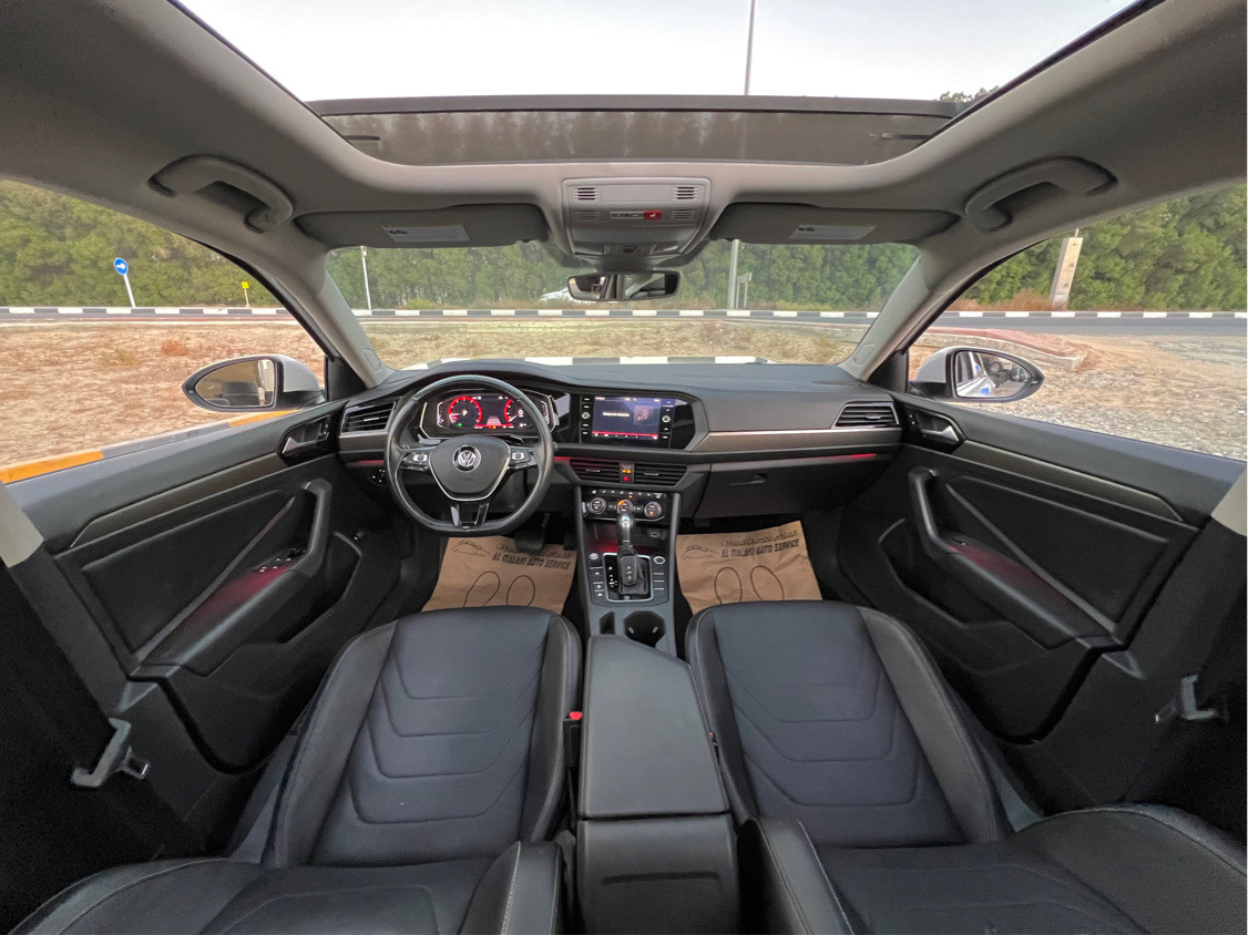 Volkswagen Jetta - Image 9