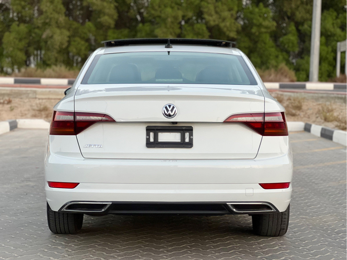 Volkswagen Jetta - Image 5