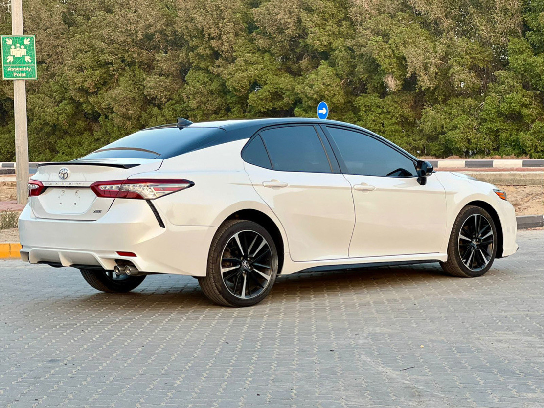 Toyota Camry - Image 3