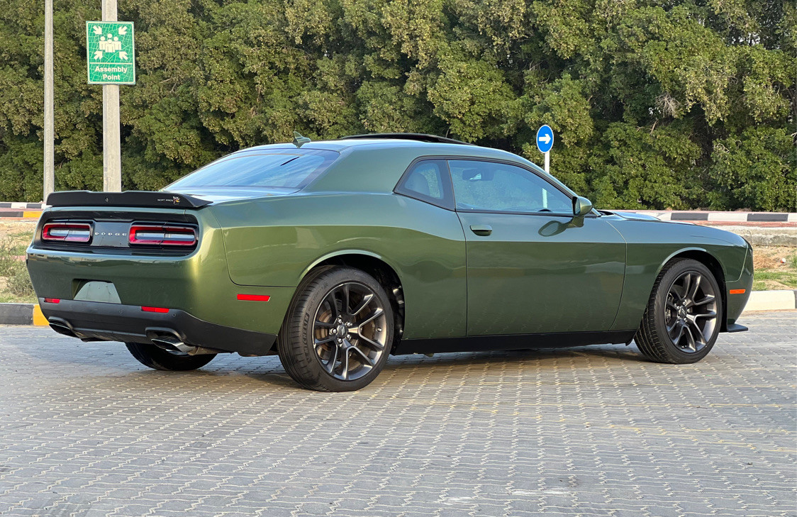 Dodge Challenger - Image 7