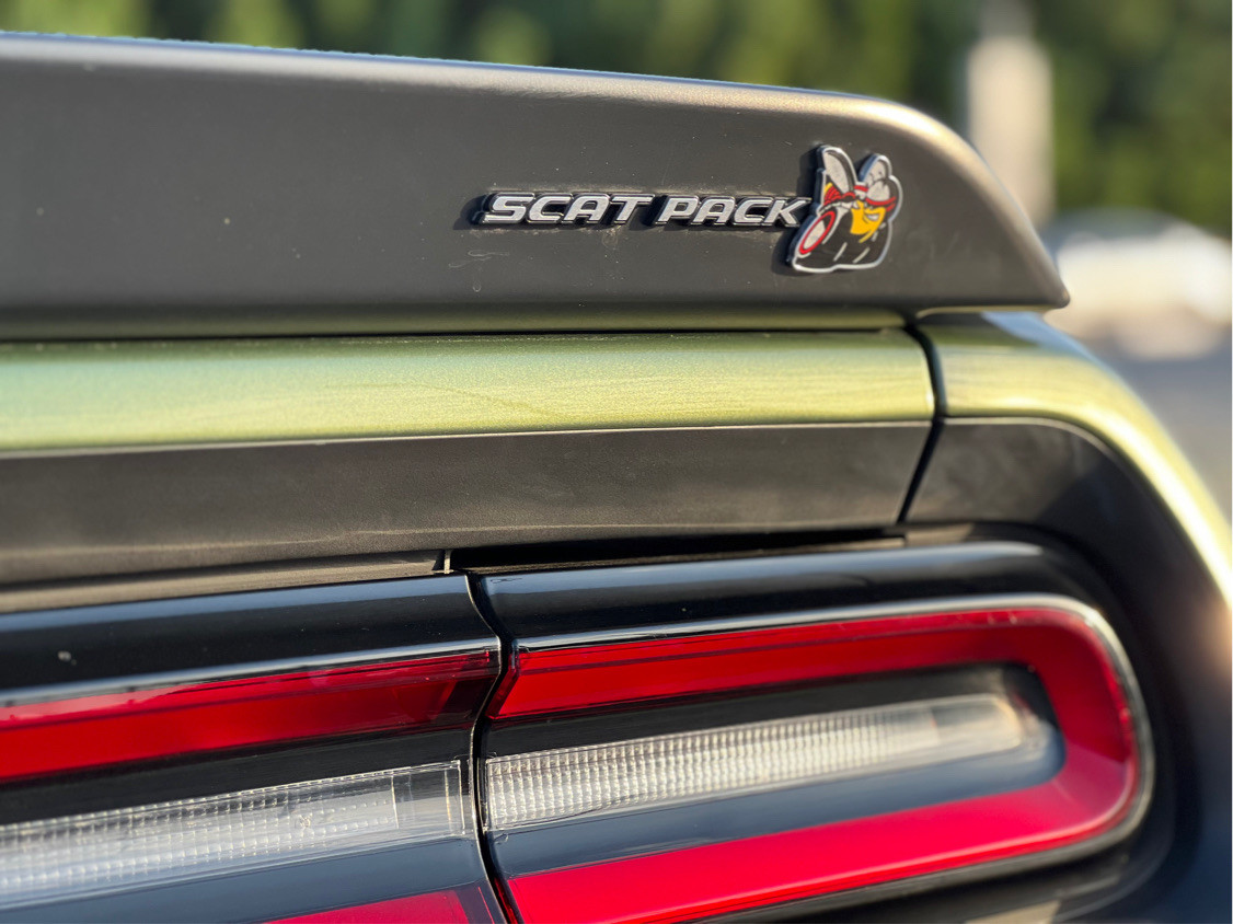 Dodge Challenger - Image 9