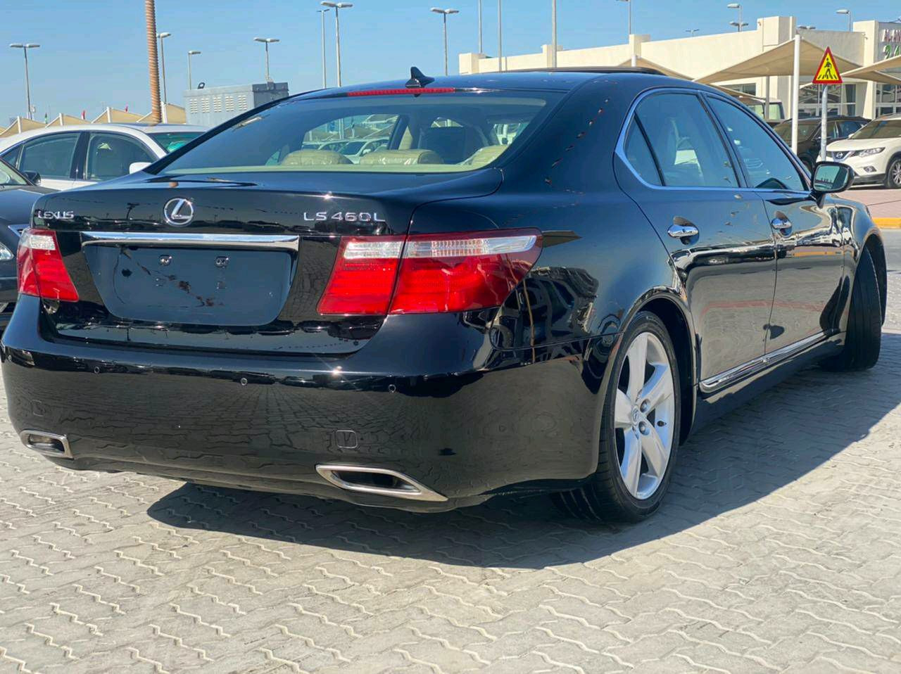 Lexus LS-Series - Image 3