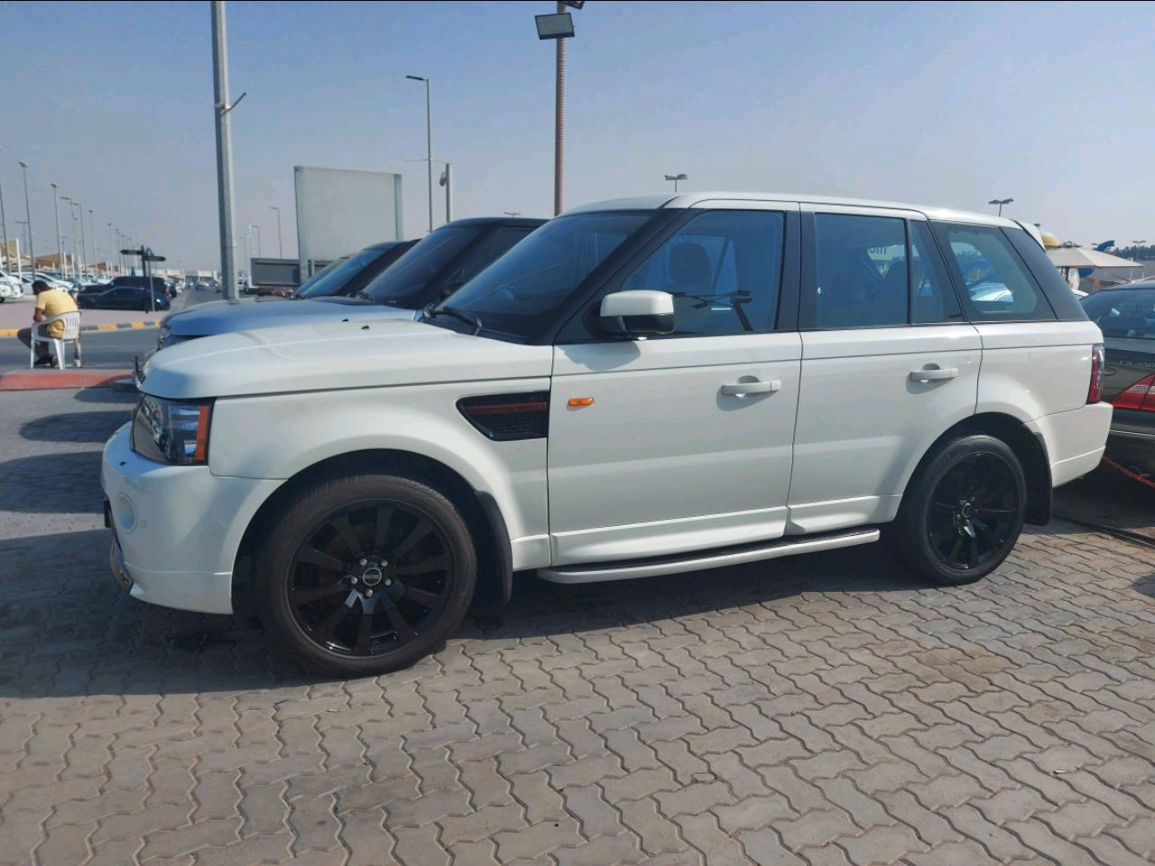 Range Rover Sport - Image 3