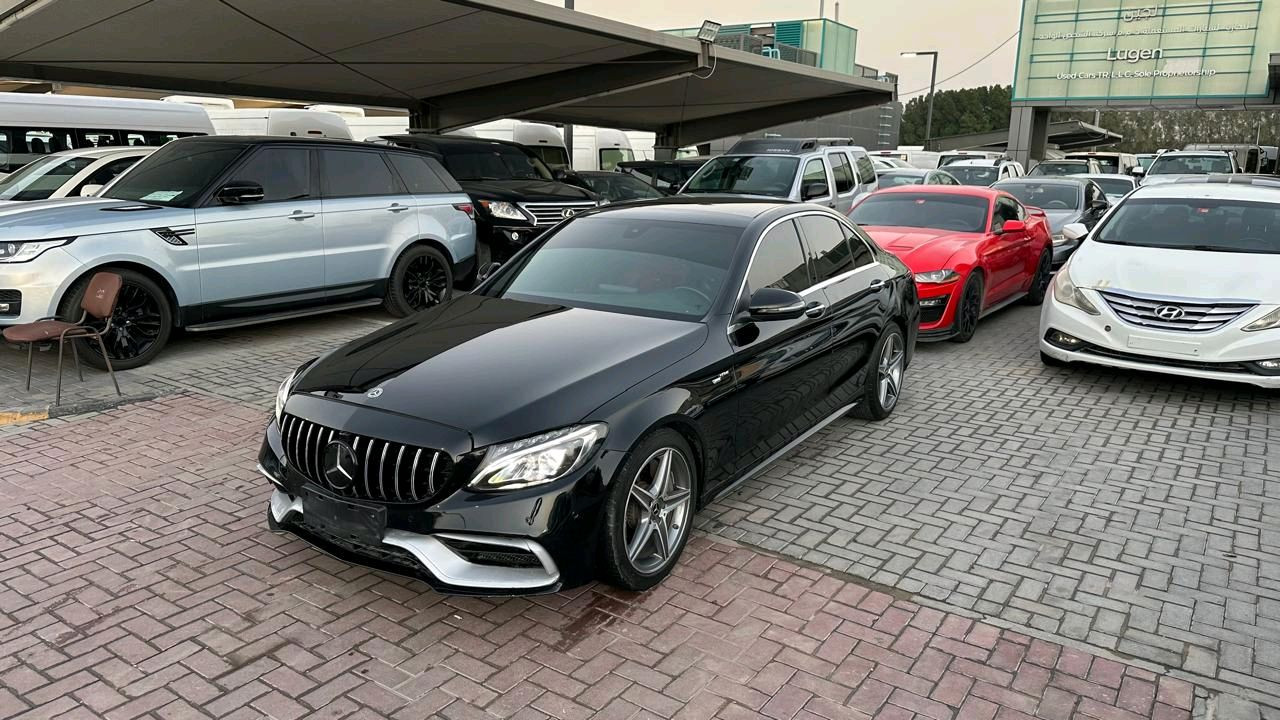 Mercedes Benz C-Class - Image 3