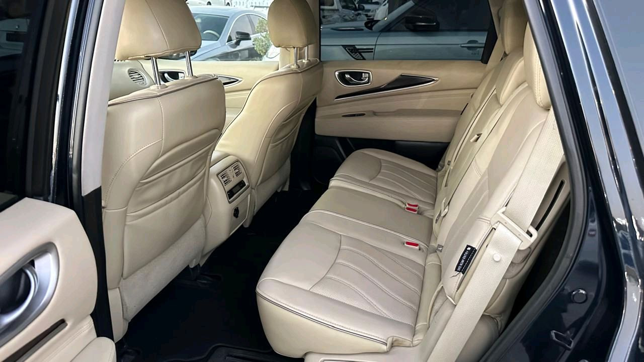 Infiniti QX60 - Image 12