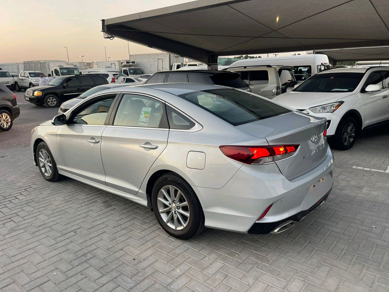 Hyundai Sonata - Image 12