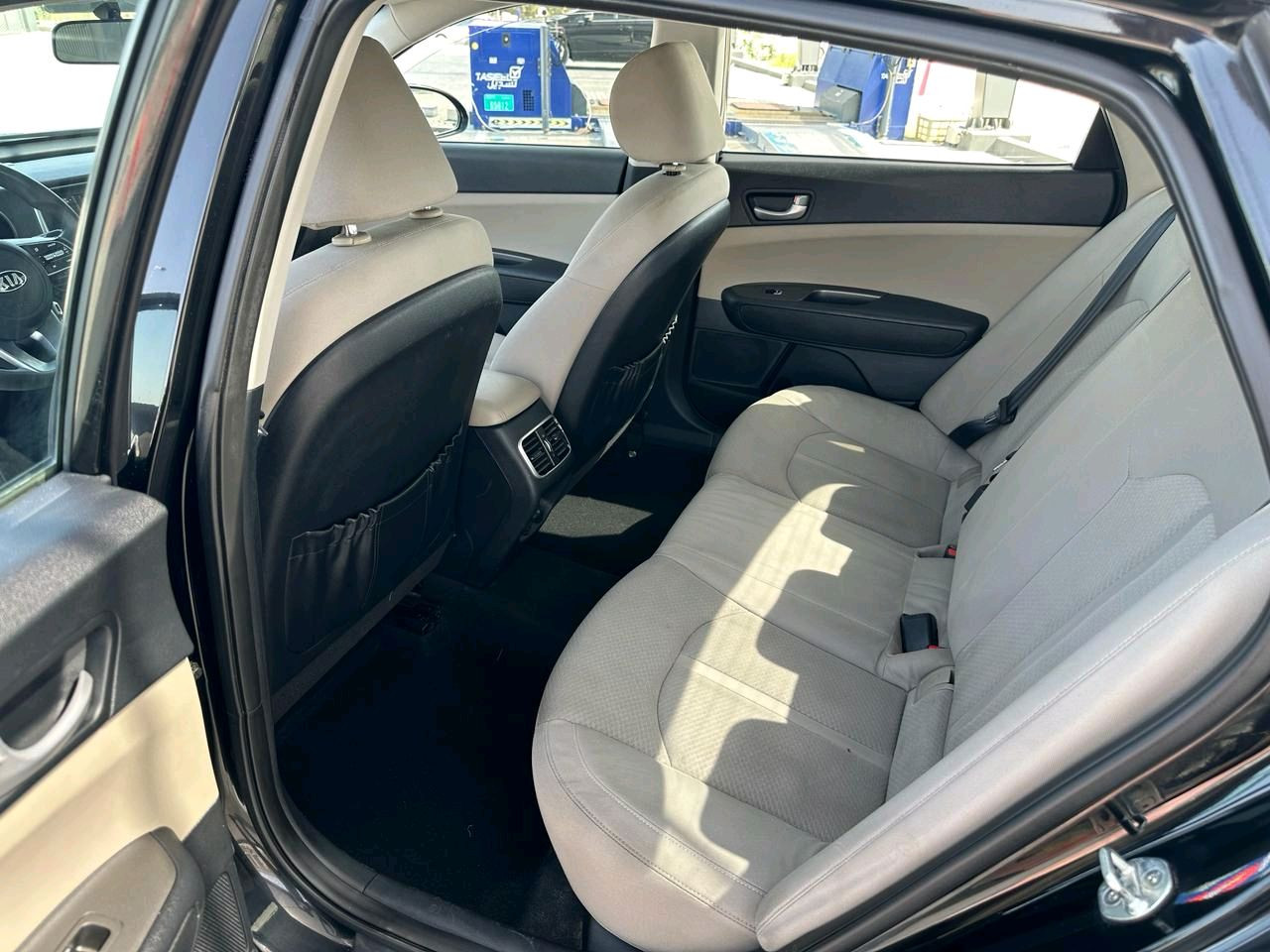KIA Optima - Image 11