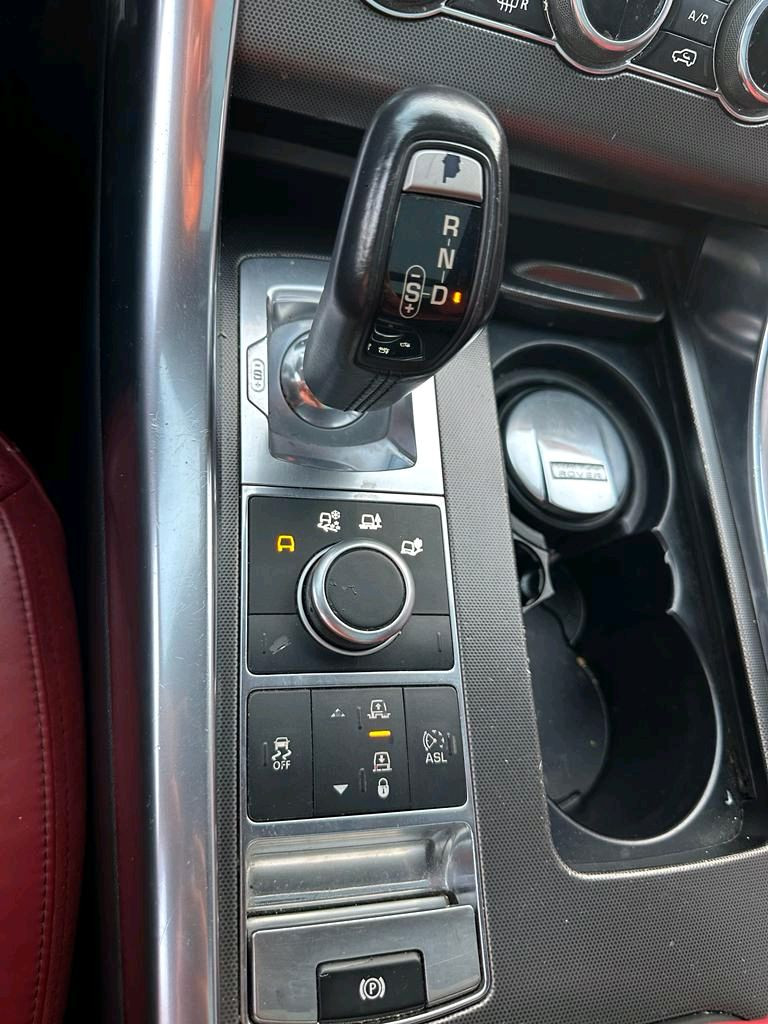 Range Rover Sport - Image 9