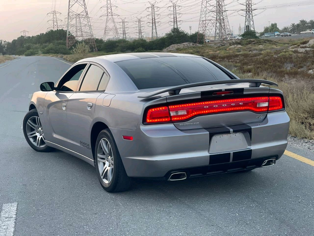 Dodge Charger - Image 6