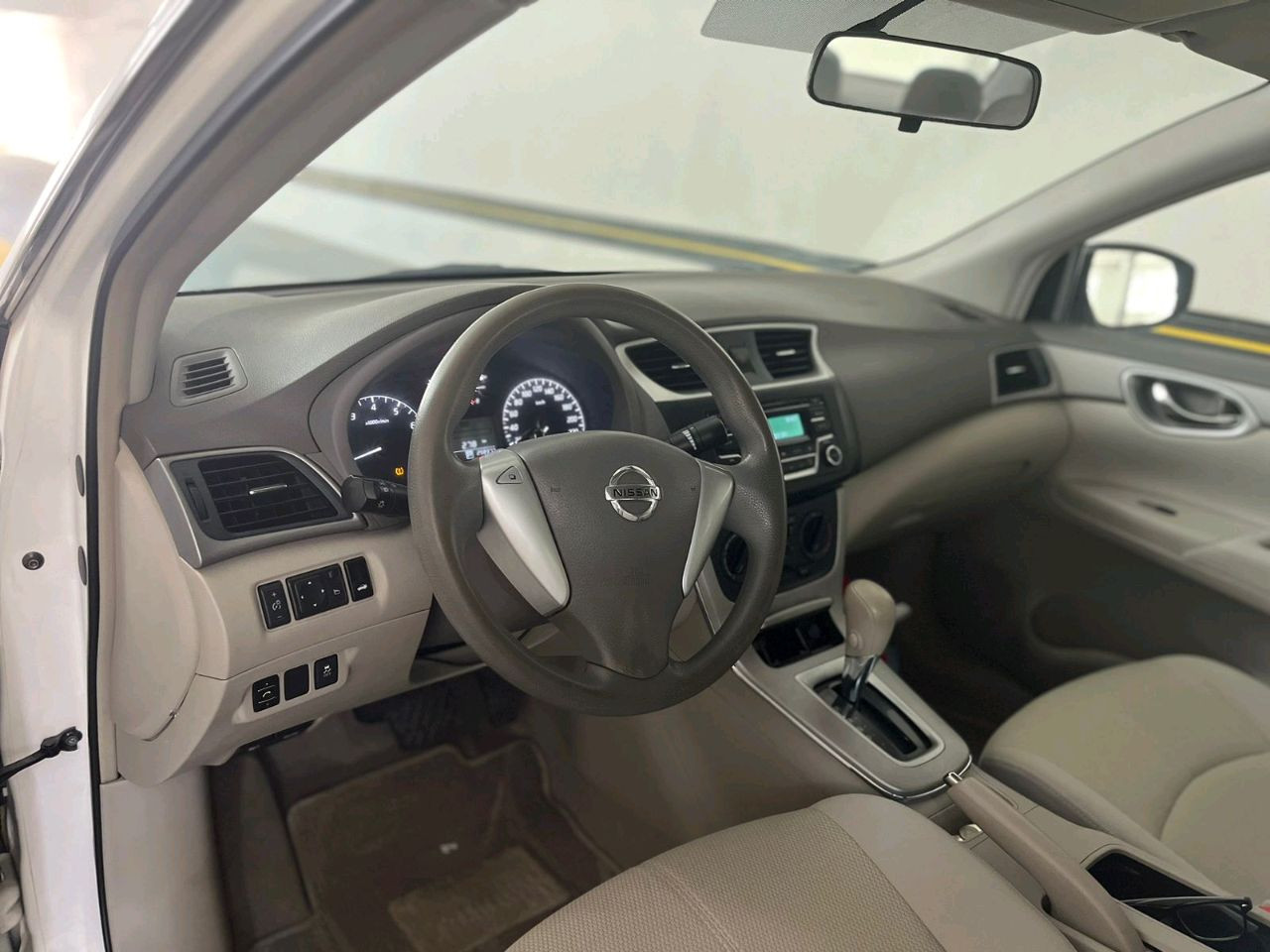 Nissan Sentra - Image 8