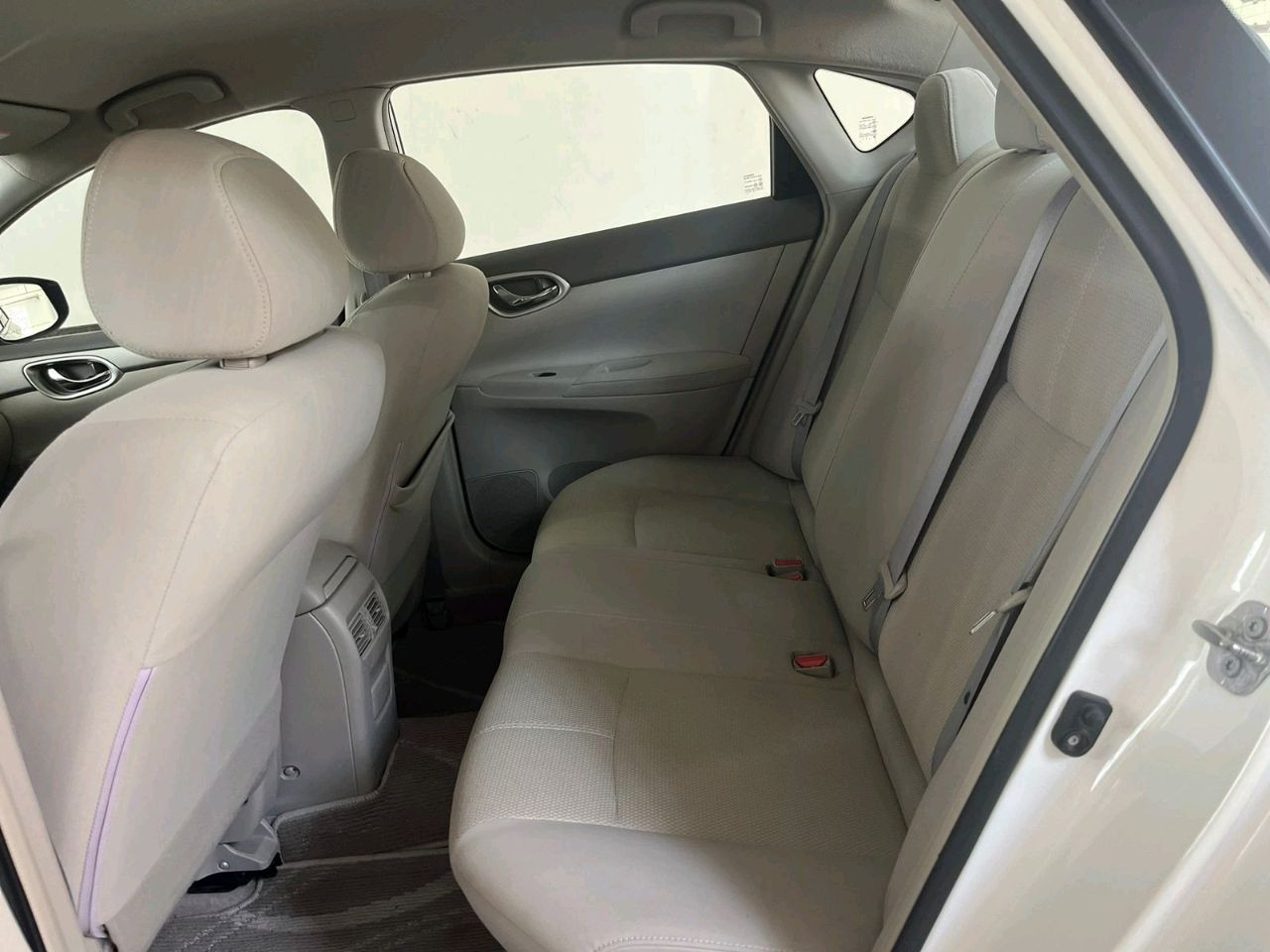 Nissan Sentra - Image 7