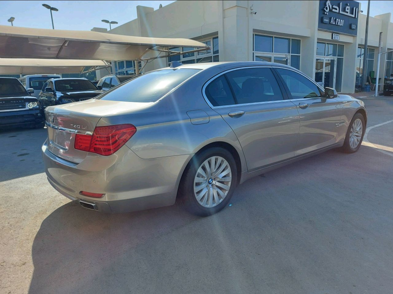 BMW 7-Series - Image 4