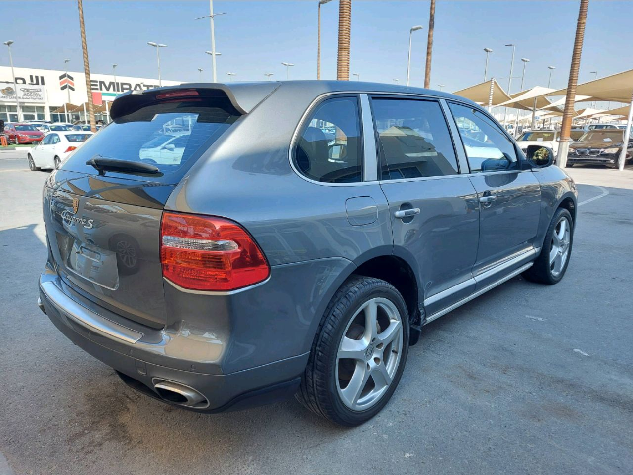 Porsche Cayenne - Image 4