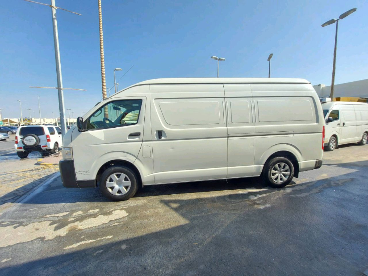 Toyota Hiace - Image 5