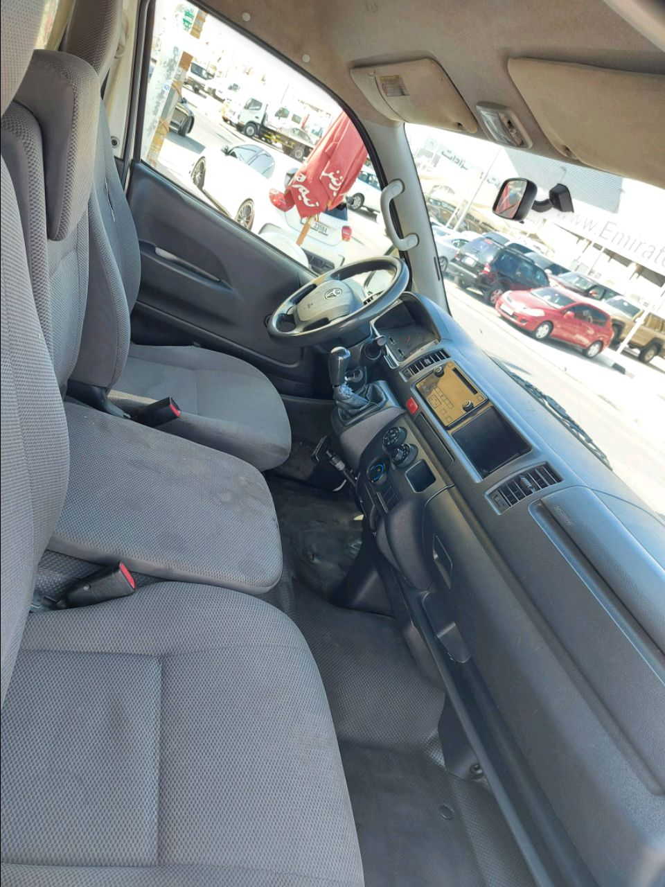 Toyota Hiace - Image 6