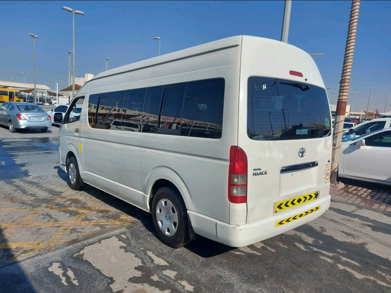 Toyota Hiace - Image 4