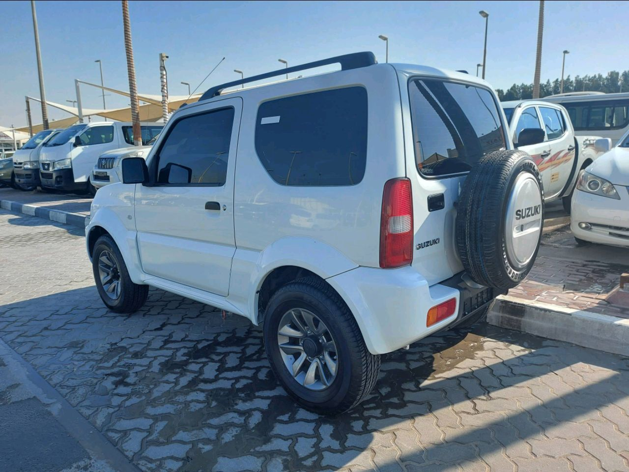 Suzuki Jimny - Image 4