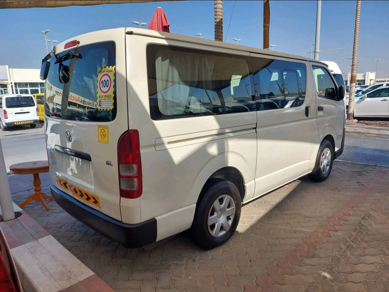 Toyota Hiace - Image 5