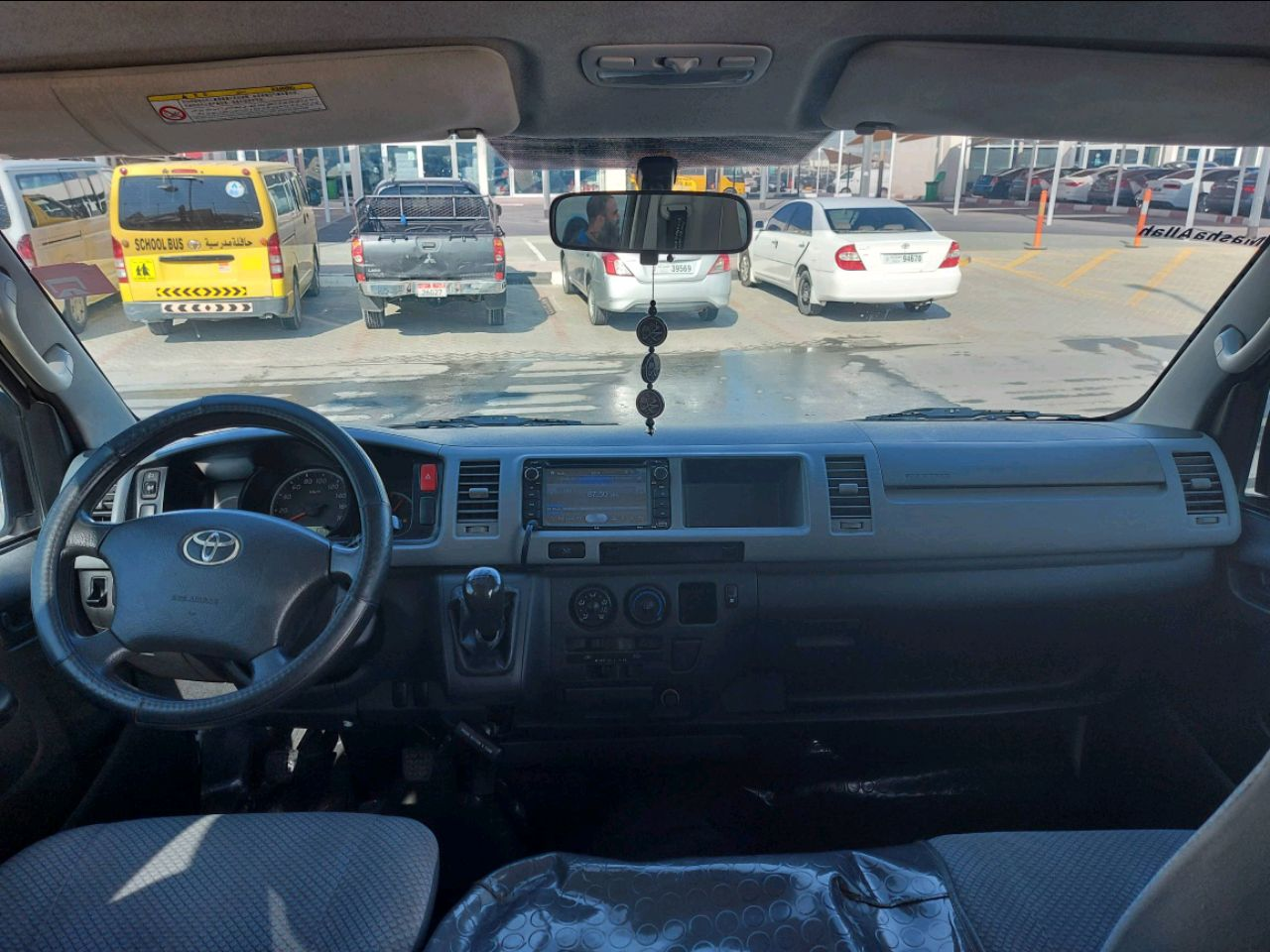 Toyota Hiace - Image 6