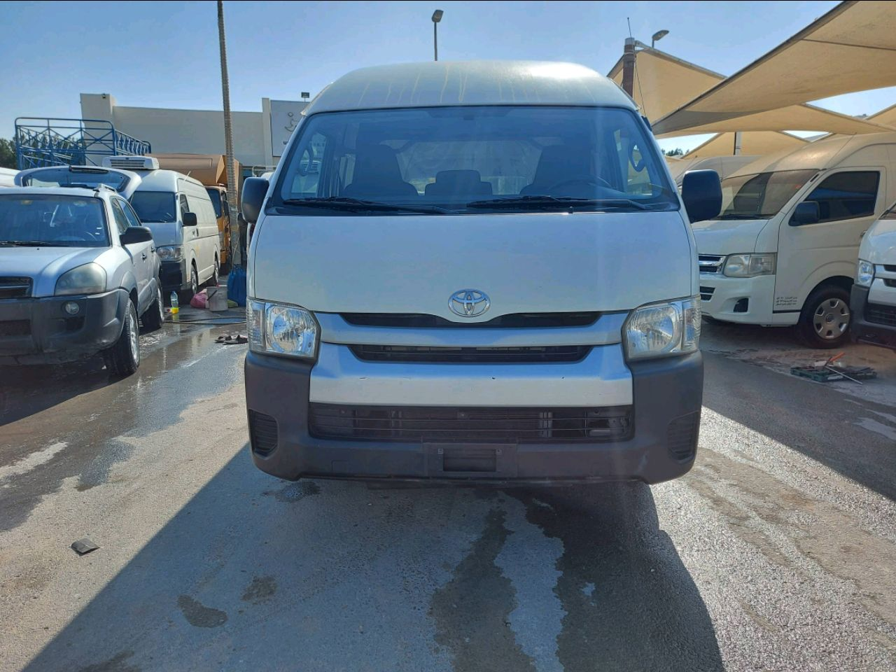 Toyota Hiace - Image 3