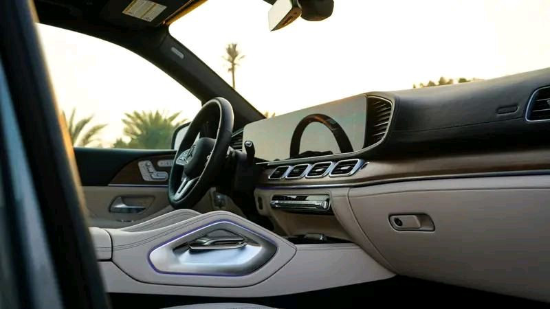 Mercedes Benz GLE SUV - Image 3