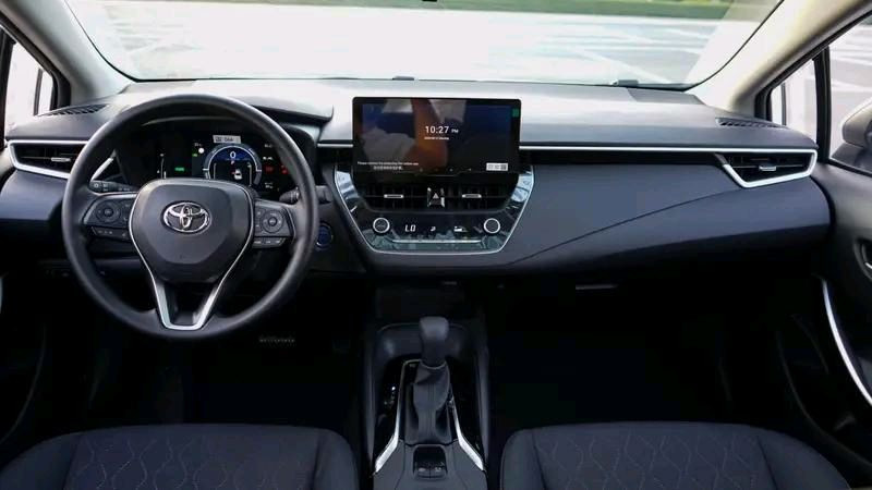 Toyota Corolla - Image 7