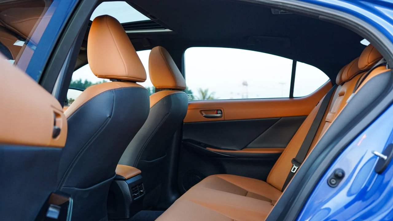 Lexus IS-Series - Image 9