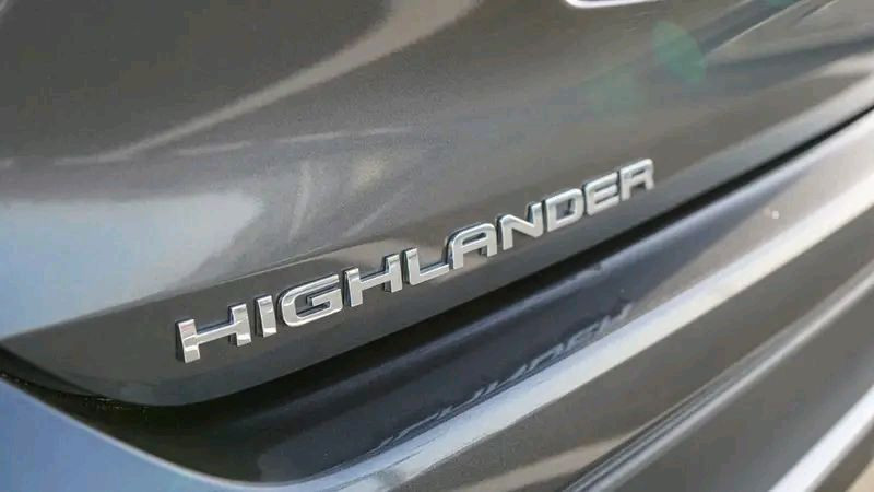 Toyota Highlander - Image 9
