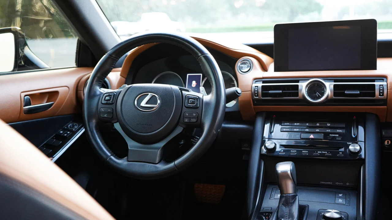 Lexus IS-Series - Image 6