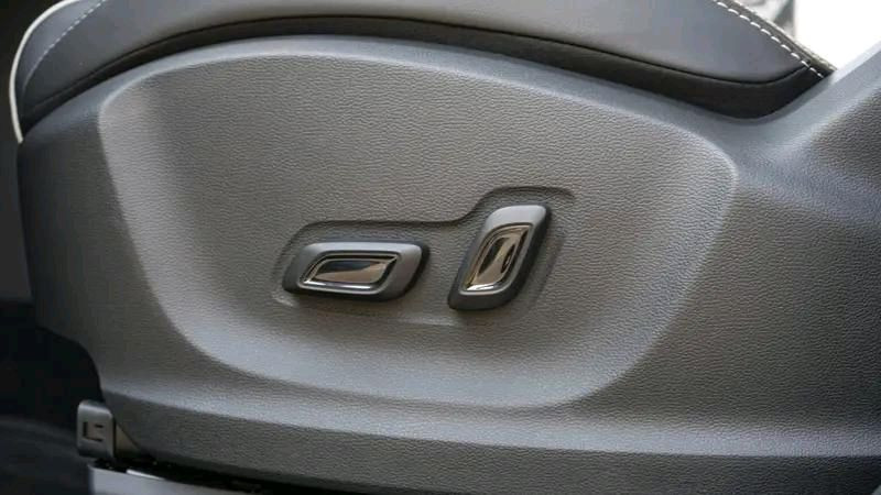 MG ZS - Image 8