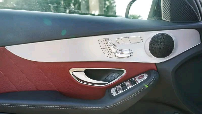 Mercedes Benz C-Class - Image 6