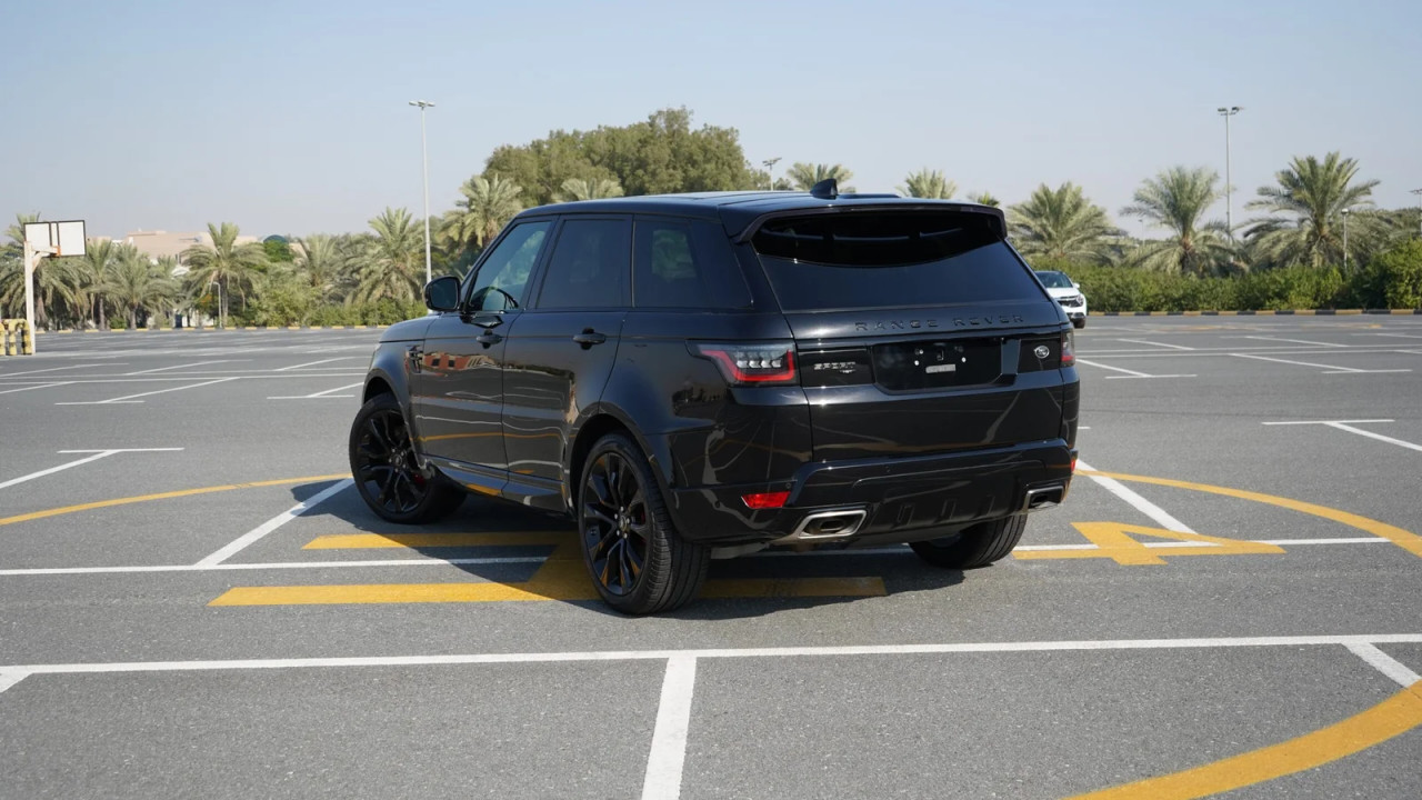 Range Rover Sport - Image 11