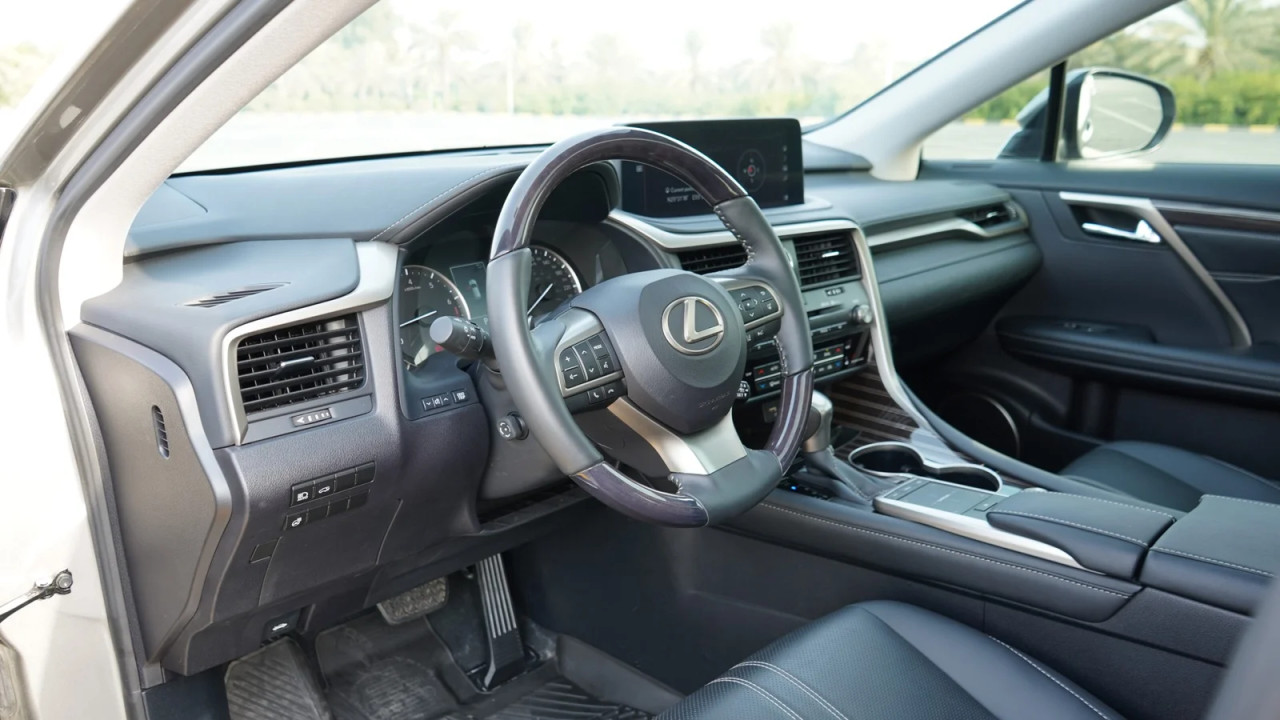 Lexus RX-Series - Image 6