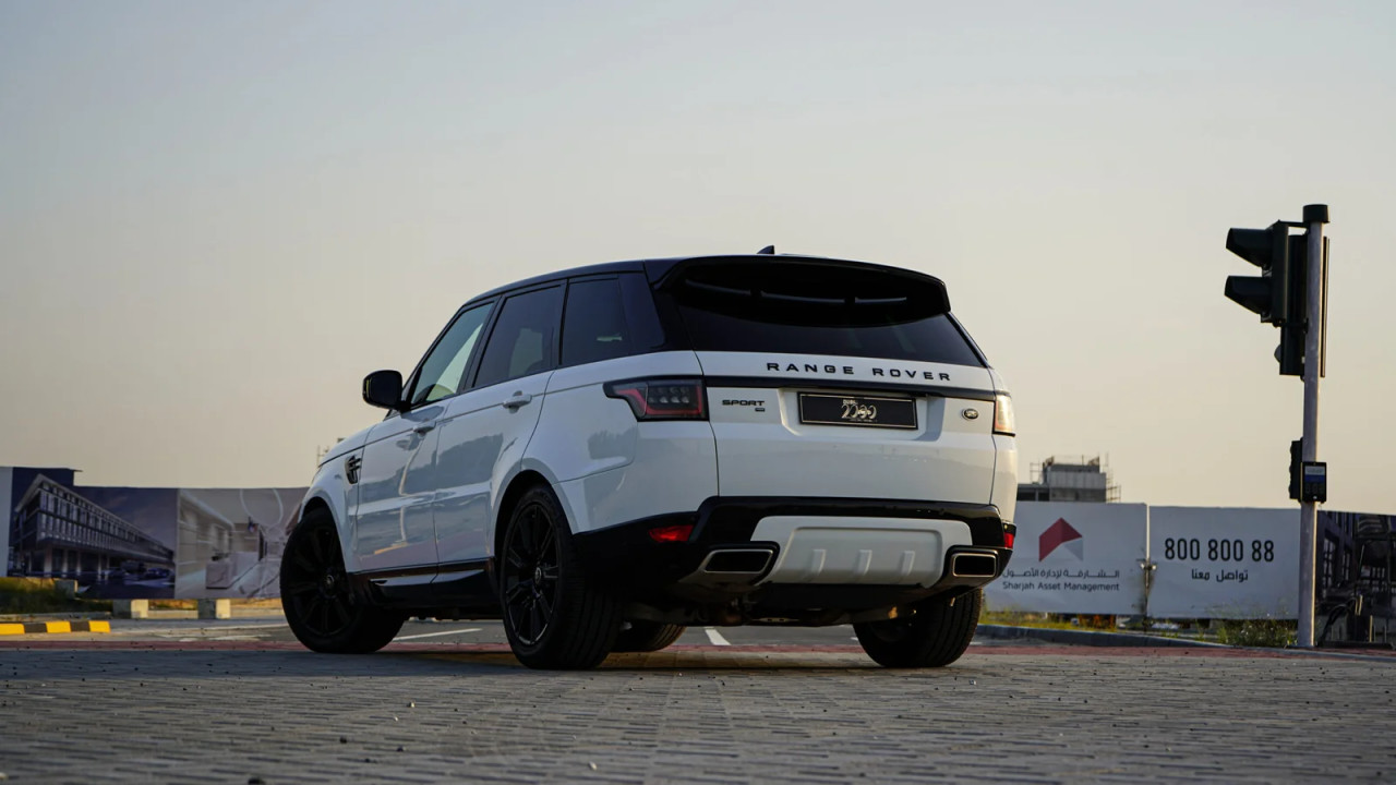 Range Rover Sport - Image 11