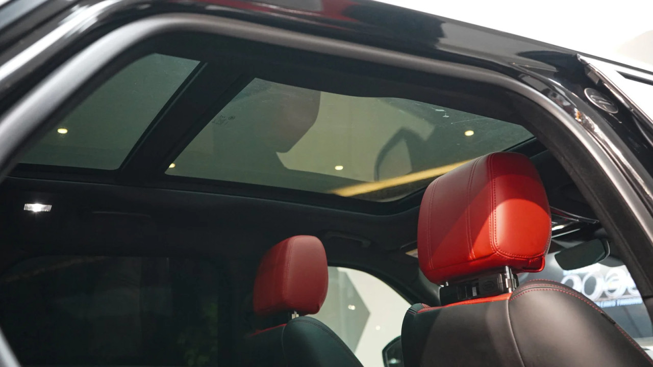 Range Rover VELAR - Image 8