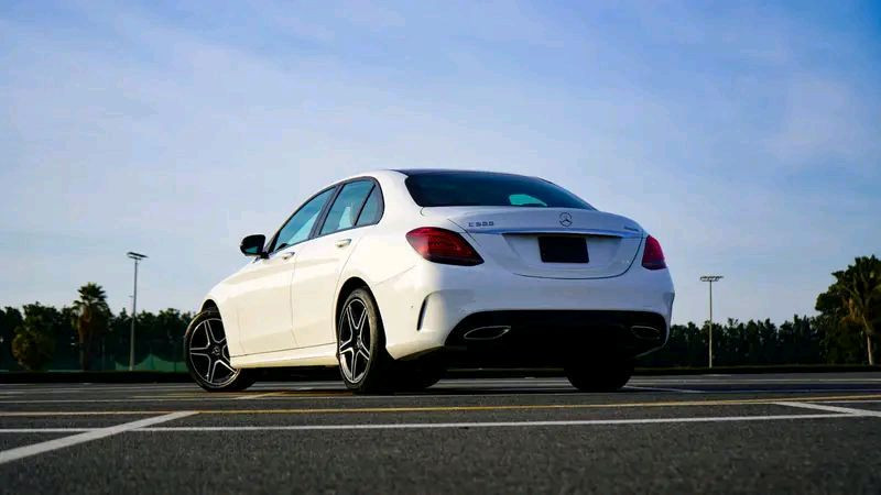 Mercedes Benz C-Class - Image 3