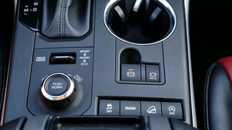 Toyota Highlander - Image 8