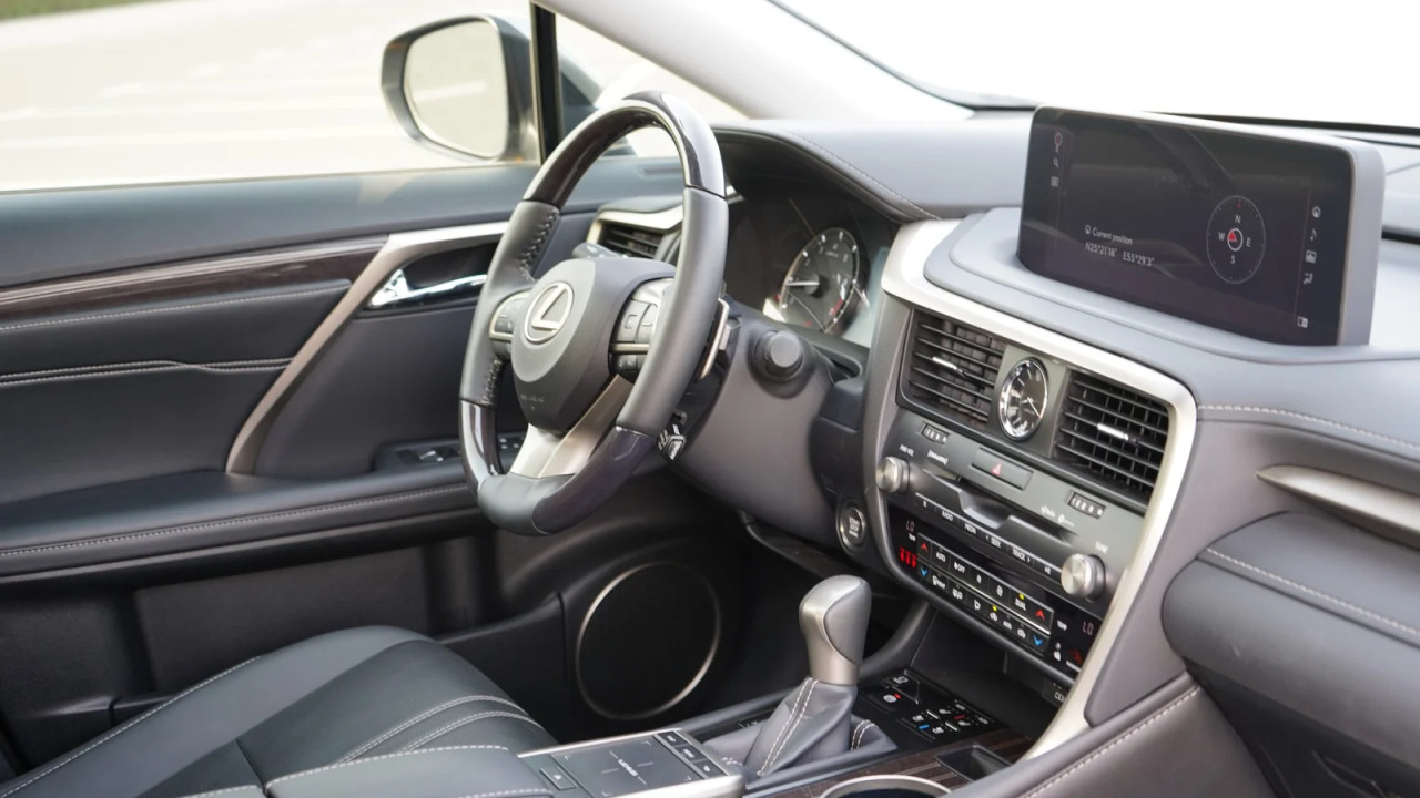 Lexus RX-Series - Image 8