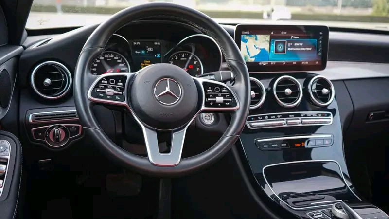Mercedes Benz C-Class - Image 12