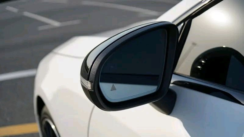 Mercedes Benz CLA - Image 11