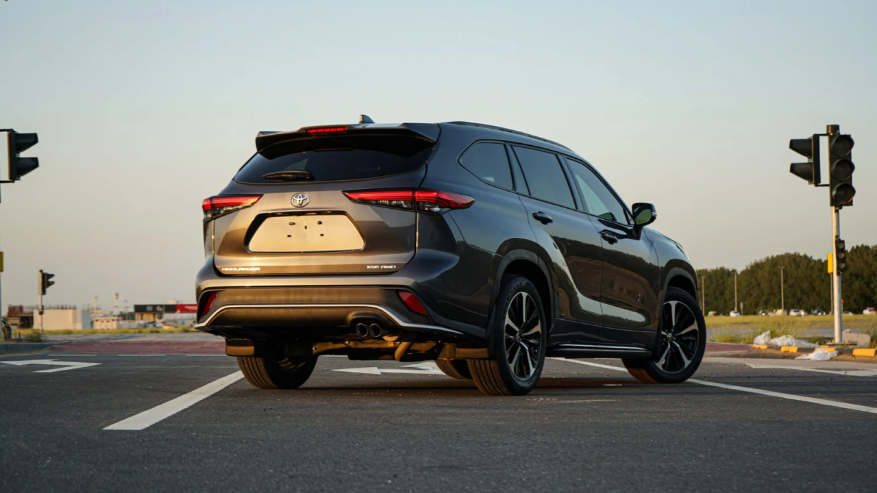Toyota Highlander - Image 3