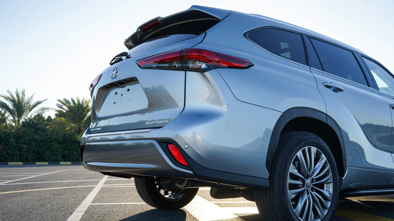 Toyota Highlander - Image 10