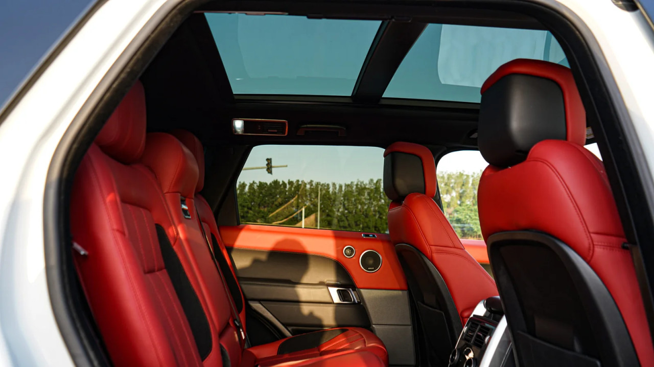 Range Rover Sport - Image 6