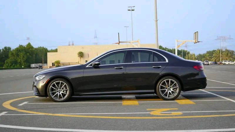 Mercedes Benz E-Class - Image 4