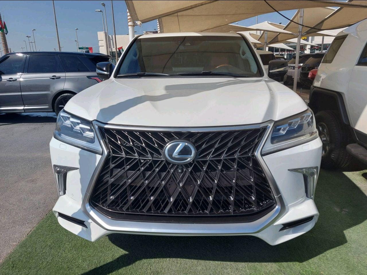 Lexus LX-Series - Image 3