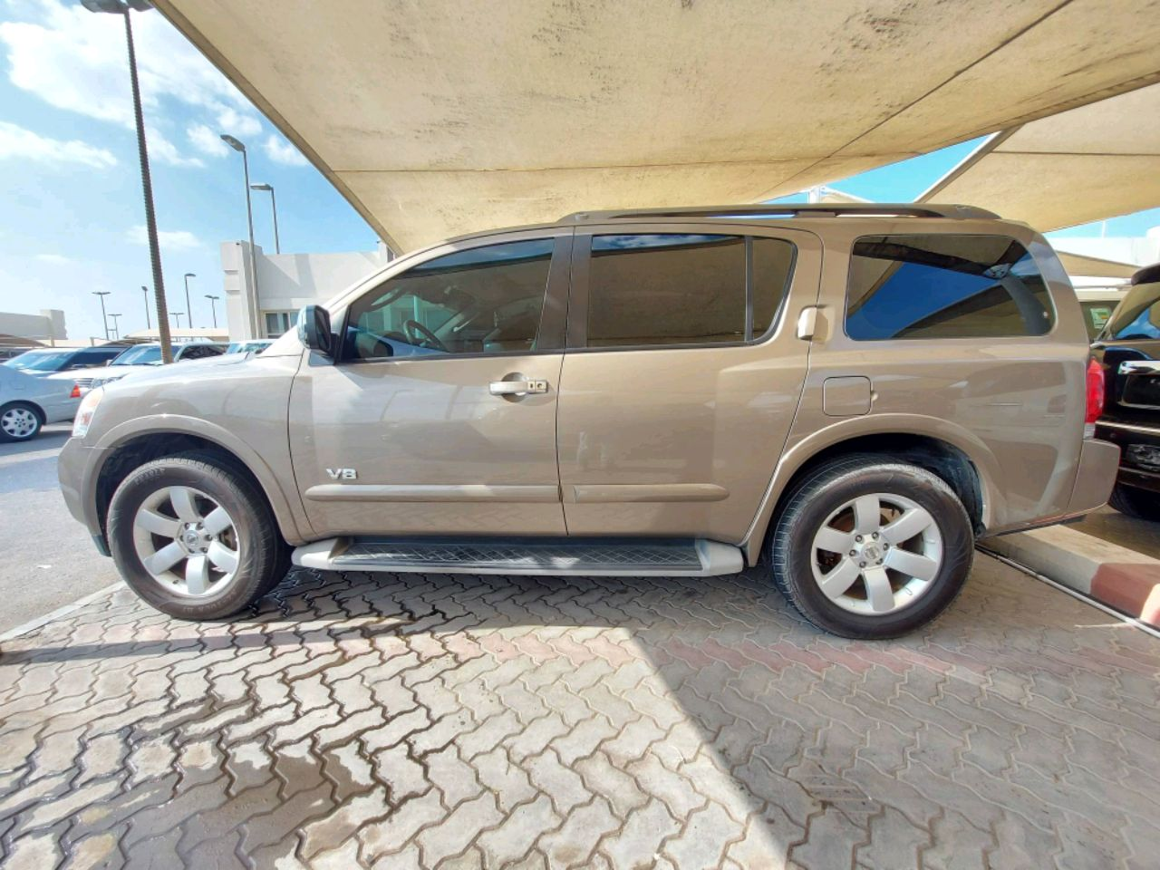 Nissan Armada - Image 6