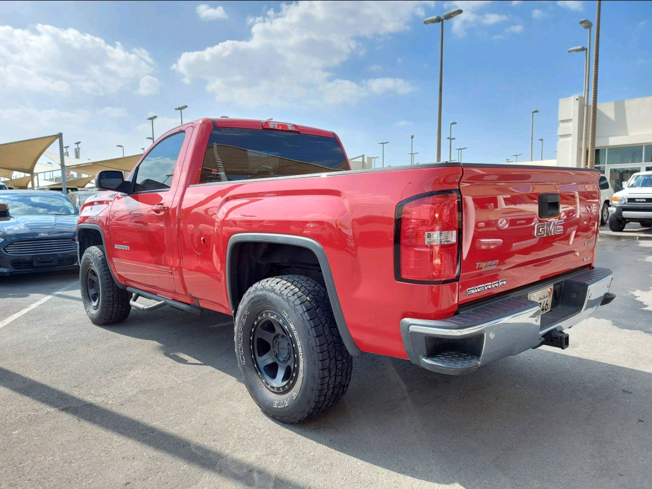 GMC Sierra - Image 4