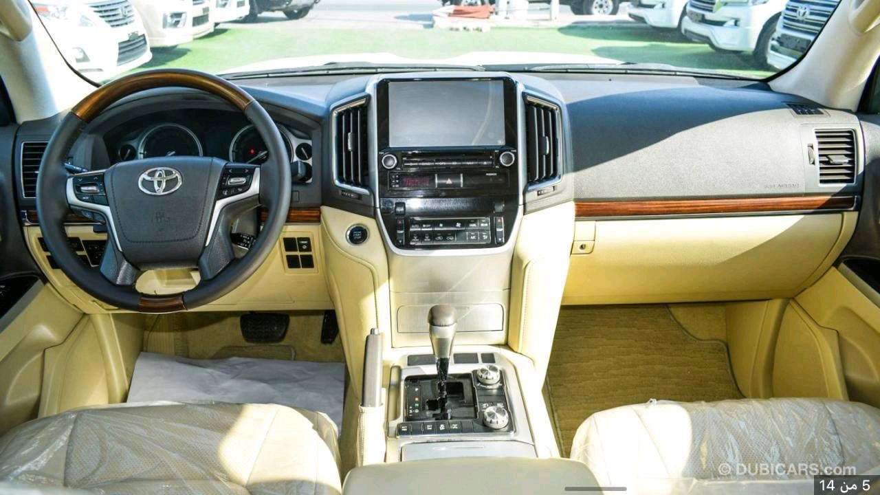 Toyota Land Cruiser - Image 6
